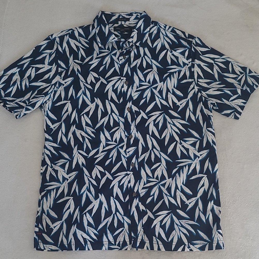 Banana Republic Mens Slim Fit Button Down Shirt Blue Leaf Print Short Sleeve M
